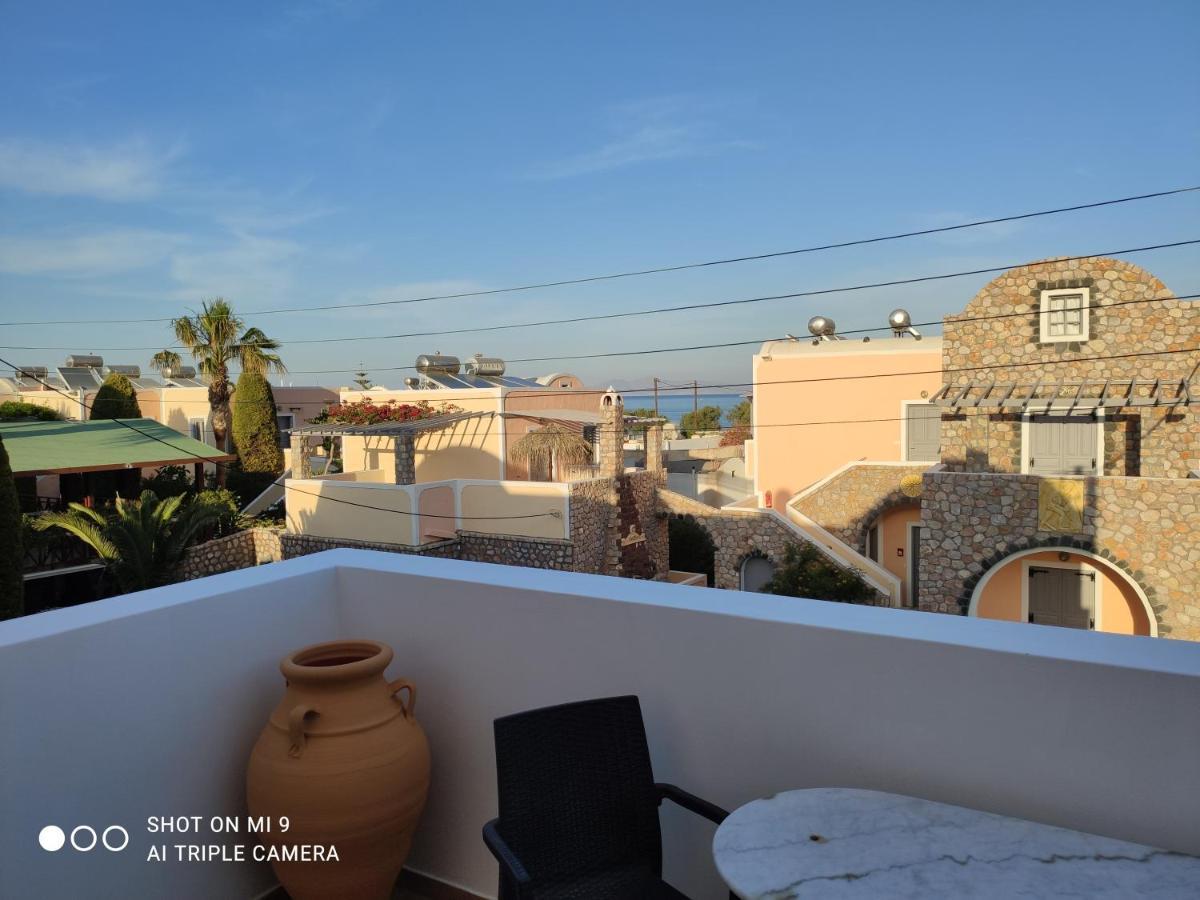 Kamári Leonidas Apartments מראה חיצוני תמונה