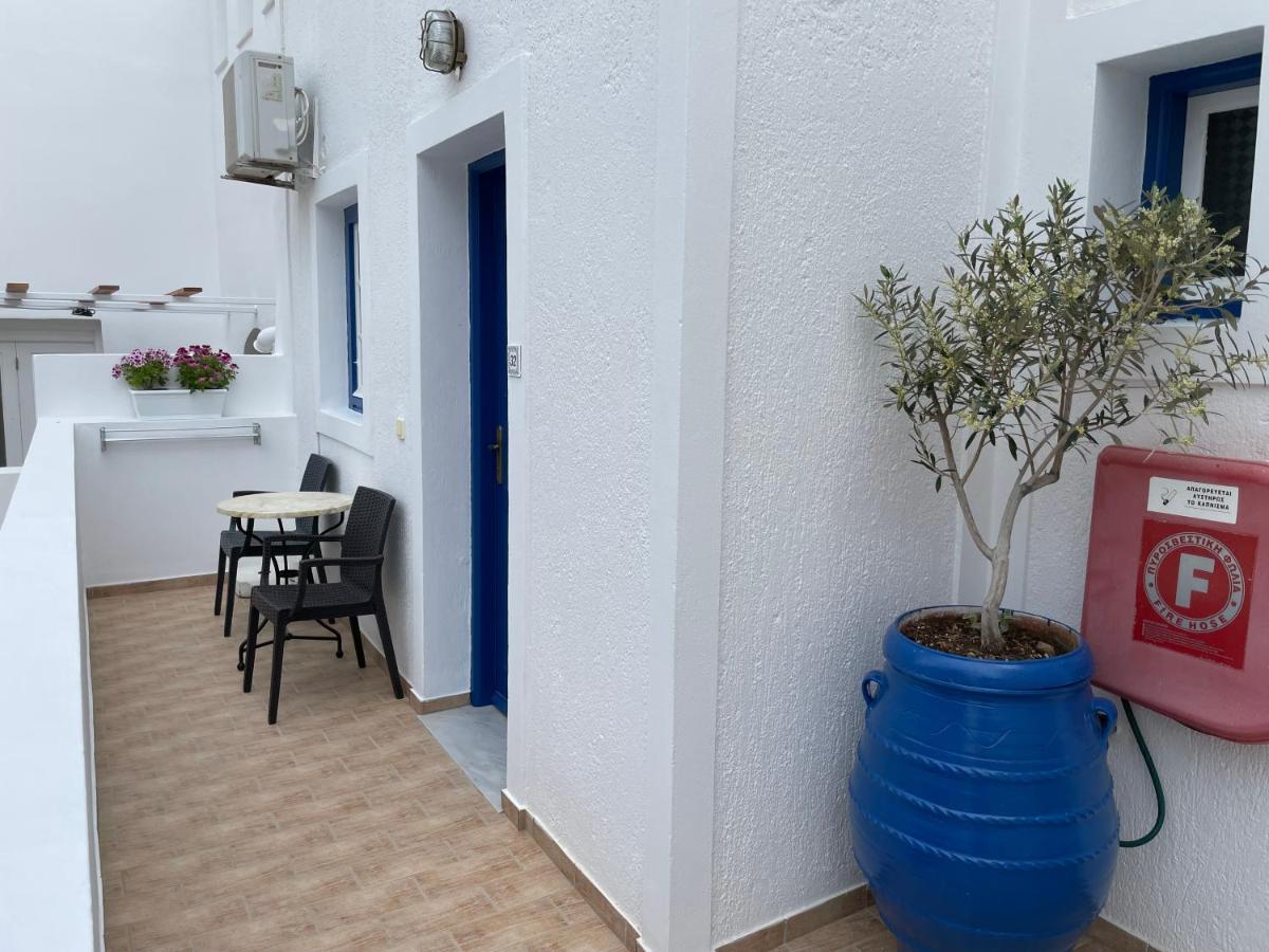Kamári Leonidas Apartments מראה חיצוני תמונה