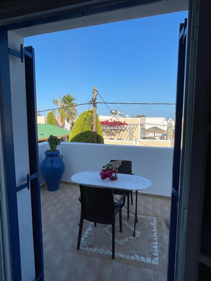 Kamári Leonidas Apartments מראה חיצוני תמונה