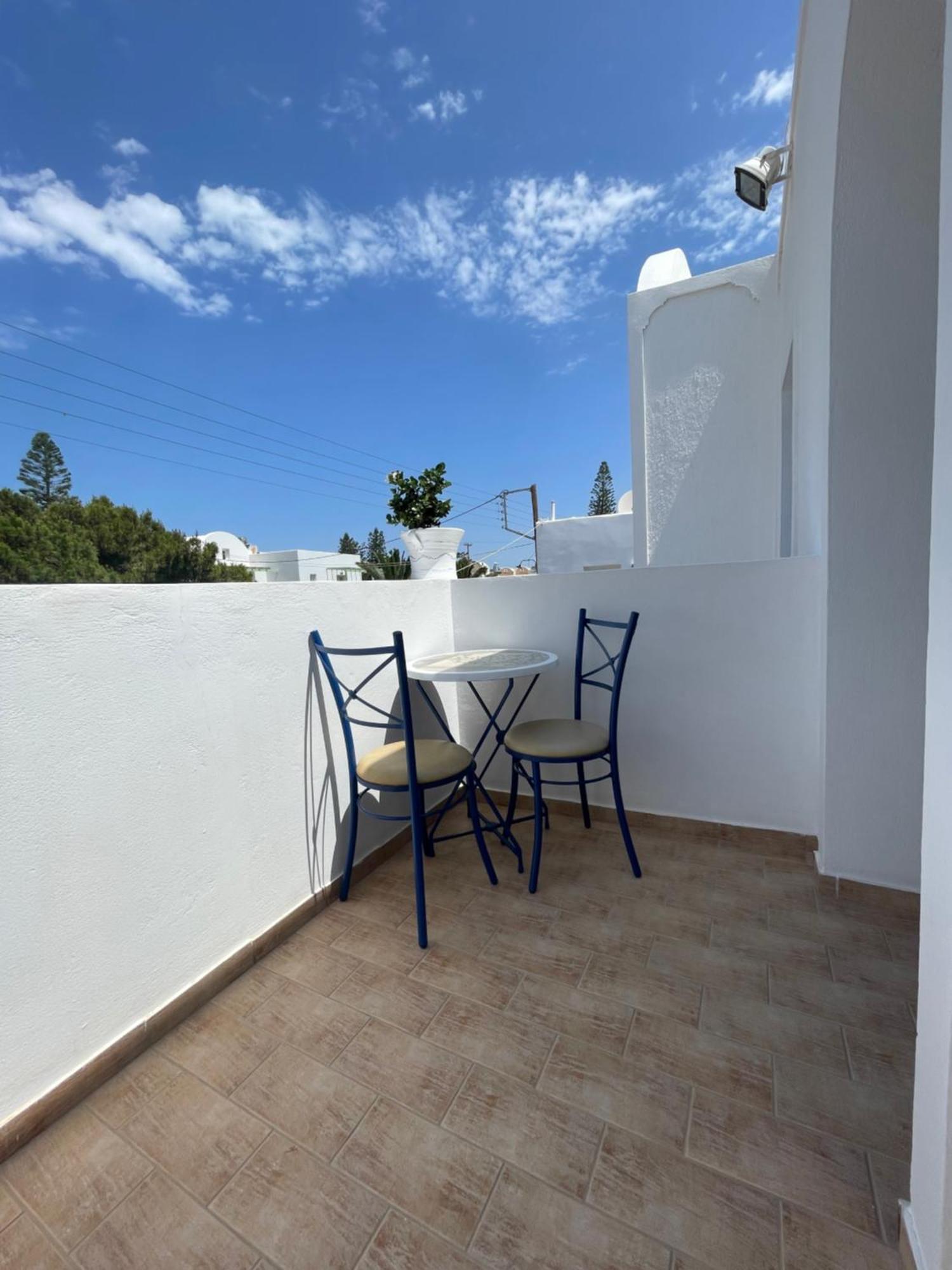 Kamári Leonidas Apartments מראה חיצוני תמונה
